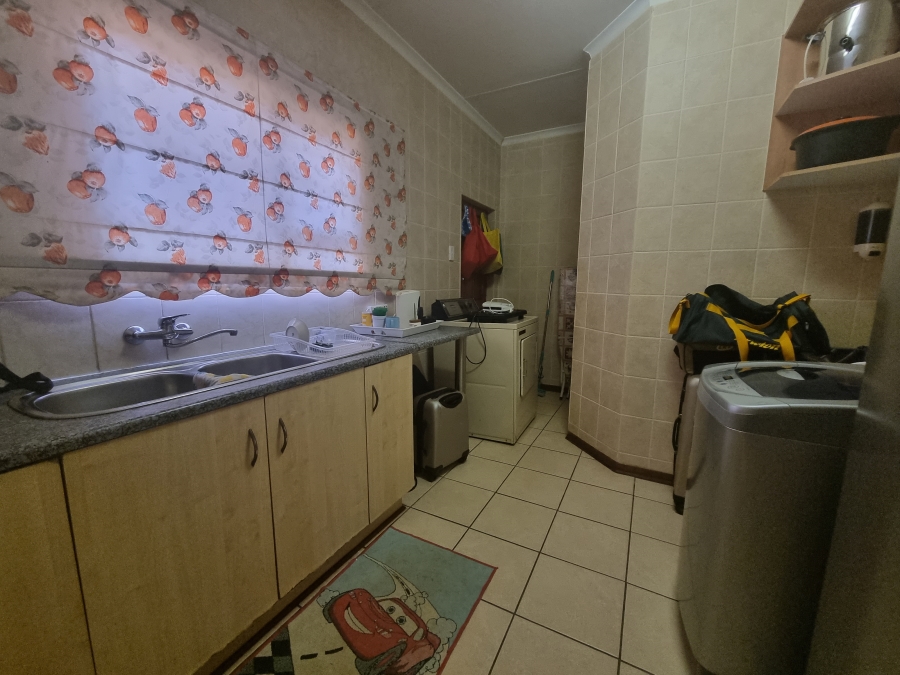 3 Bedroom Property for Sale in Hillcrest Northern Cape